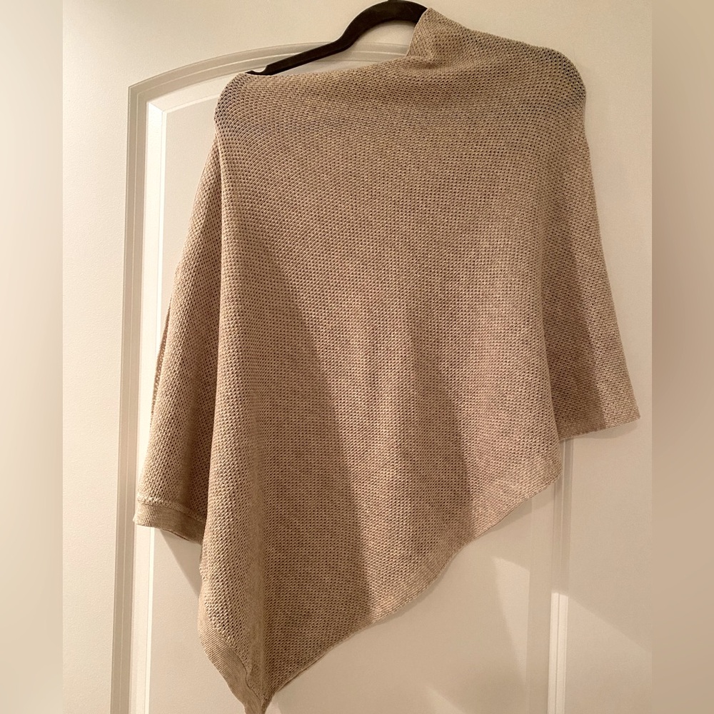 Amma “Cocoon” Nursing Cover in Natural